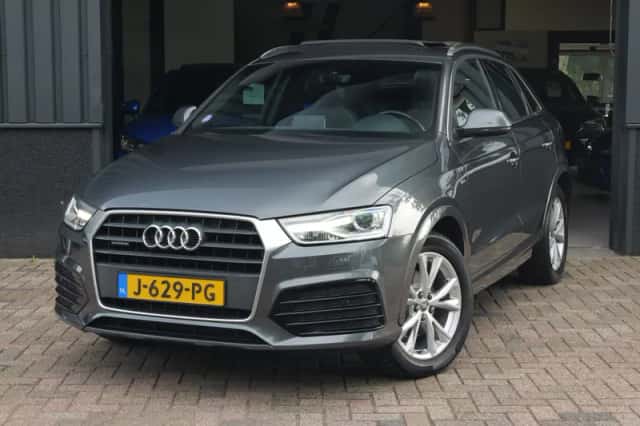 Audi Q3 (2017) thumbnail 1