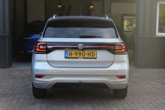 Volkswagen T-Cross (2019) thumbnail 5