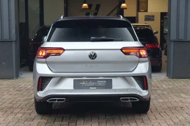 Volkswagen T-Roc (2022) thumbnail 6