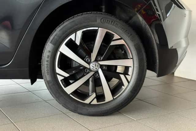 Volkswagen Polo (2020) thumbnail 4