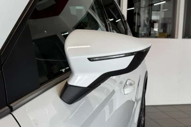 SEAT Arona (2024) thumbnail 6