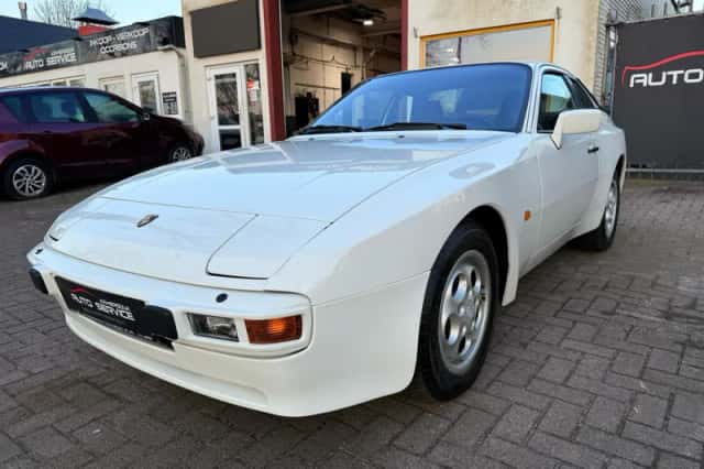 Porsche 944 (1986) thumbnail 4