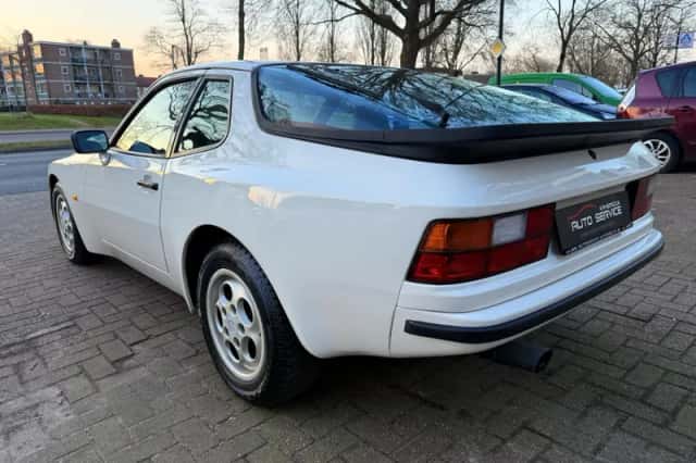 Porsche 944 (1986) thumbnail 6