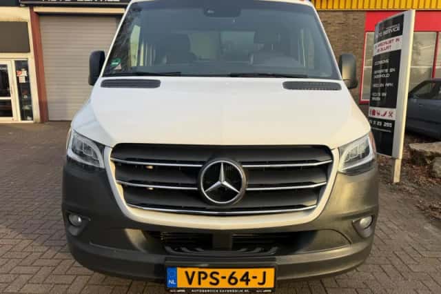 Mercedes-Benz Sprinter (2020) thumbnail 2