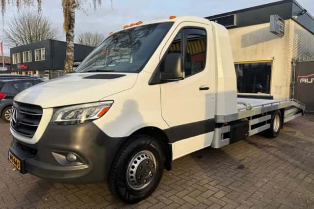 Mercedes-Benz Sprinter (2020) thumbnail 3