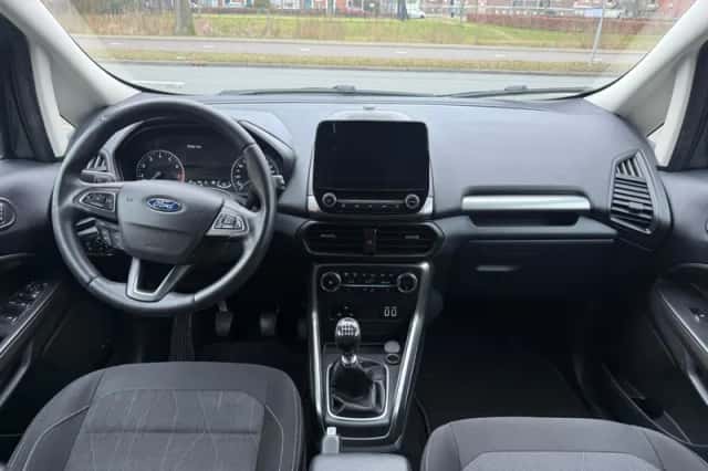 Ford EcoSport (2018) thumbnail 2