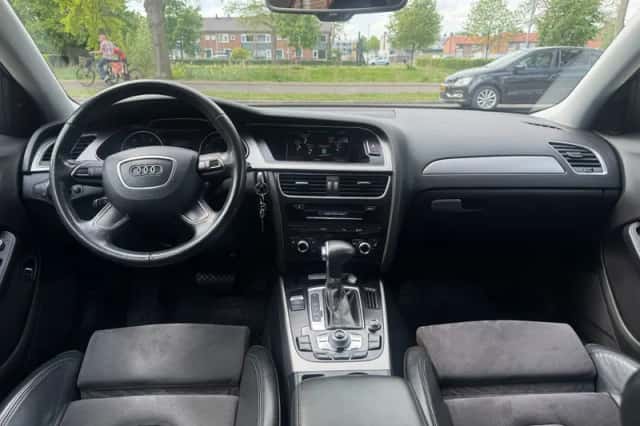Audi A4 (2013) thumbnail 2