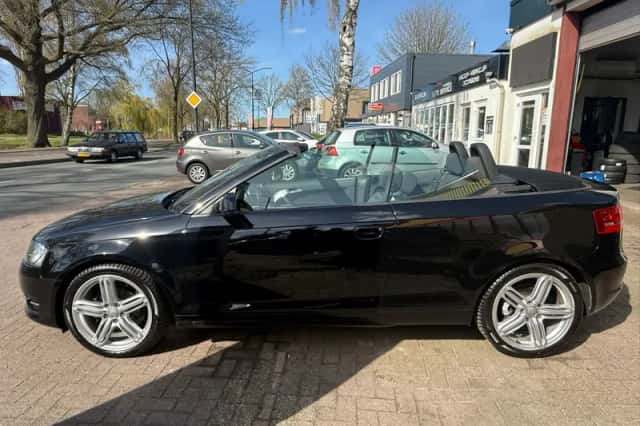 Audi A3 (2010) thumbnail 5