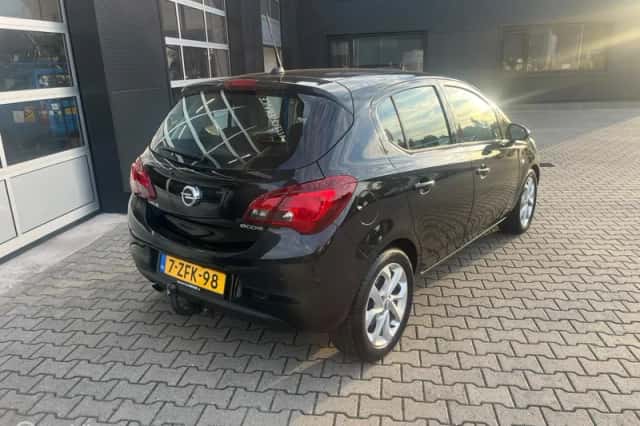 Opel Corsa (2014) thumbnail 4