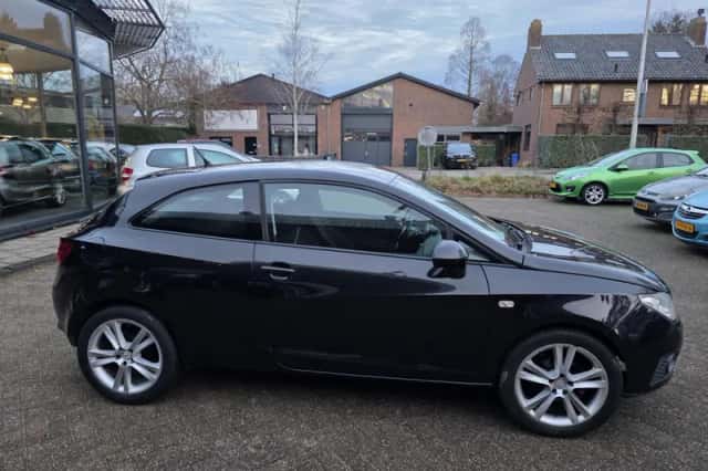 SEAT Ibiza (2009) thumbnail 6