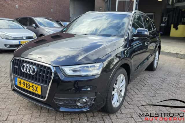 Audi Q3 (2012) thumbnail 5