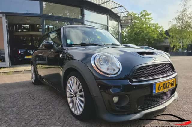 MINI One (2012) thumbnail 2