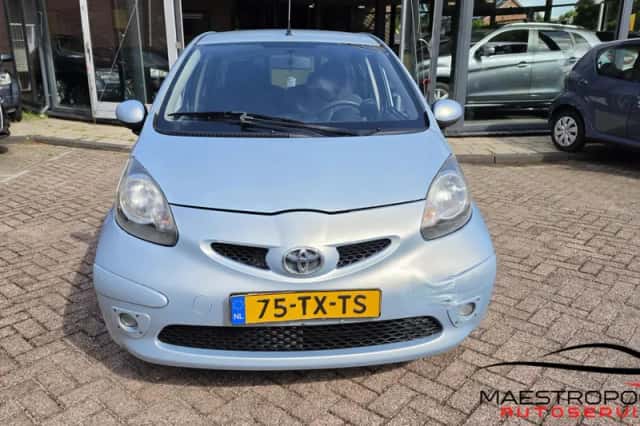 Toyota Aygo (2007) thumbnail 1