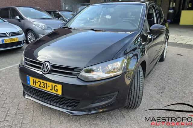 Volkswagen Polo (2010) thumbnail 3