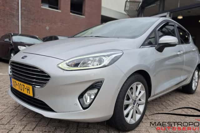 Ford Fiesta (2019) thumbnail 3
