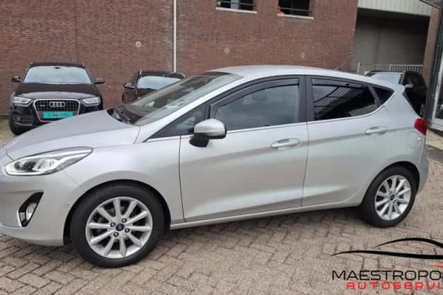Ford Fiesta (2019) thumbnail 4