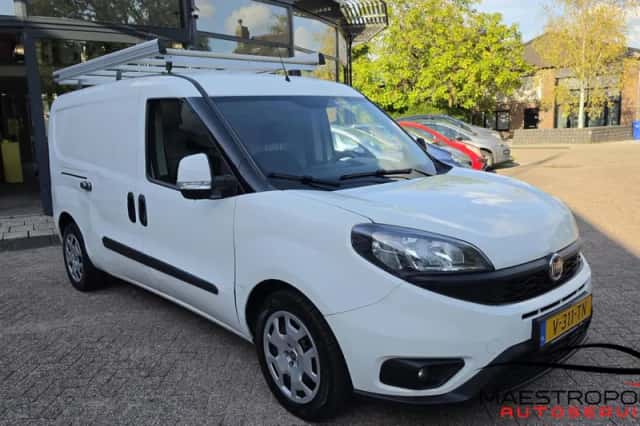 Fiat Doblò Cargo (2018) thumbnail 4