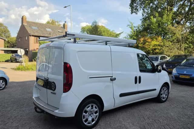 Fiat Doblò Cargo (2018) thumbnail 6