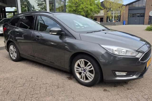 Ford Focus (2015) thumbnail 6
