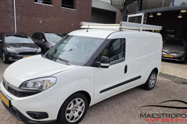 Fiat Doblò Cargo (2015) thumbnail 1