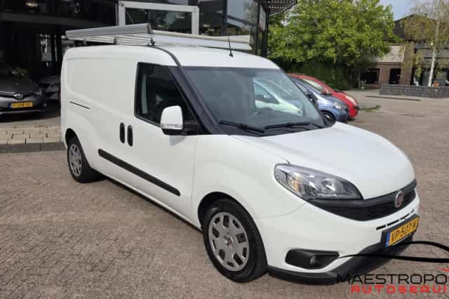 Fiat Doblò Cargo (2015) thumbnail 2
