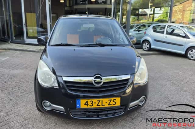 Opel Agila (2008) thumbnail 1