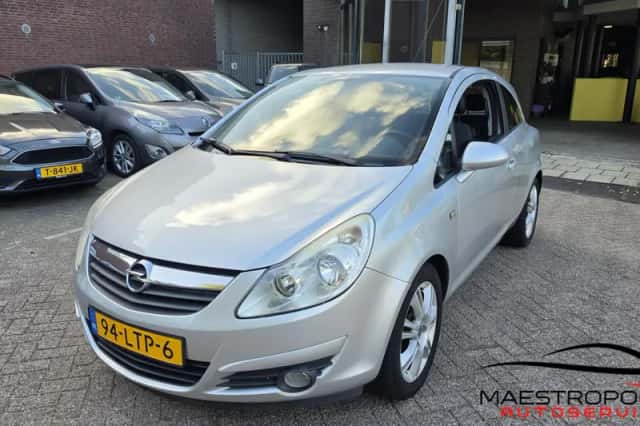 Opel Corsa (2008) thumbnail 1