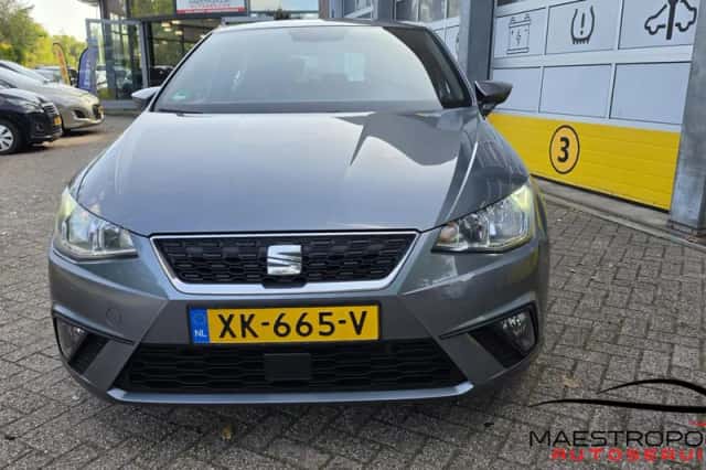 SEAT Ibiza (2017) thumbnail 2
