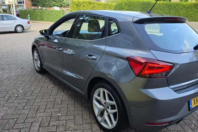 SEAT Ibiza (2017) thumbnail 6