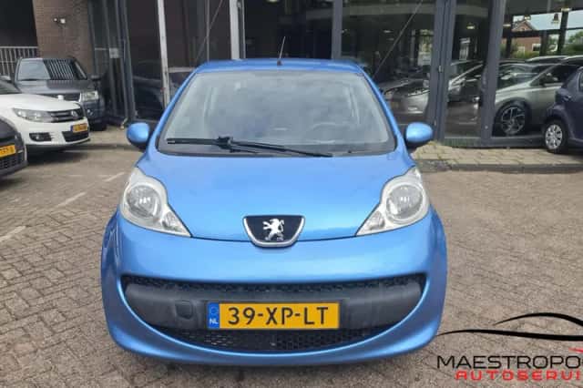 Peugeot 107 (2007) thumbnail 2