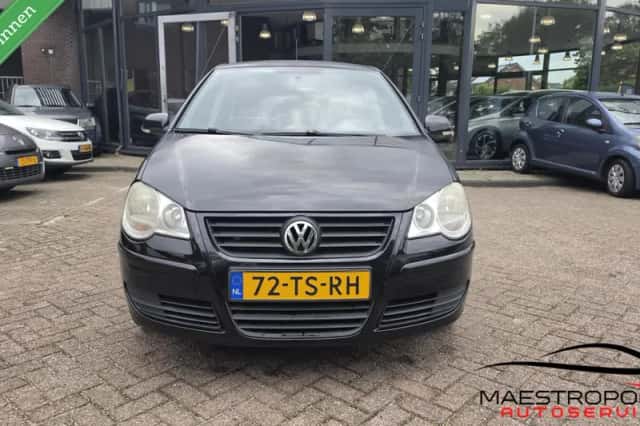 Volkswagen Polo (2007) thumbnail 1