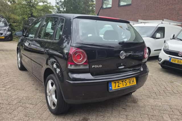 Volkswagen Polo (2007) thumbnail 6