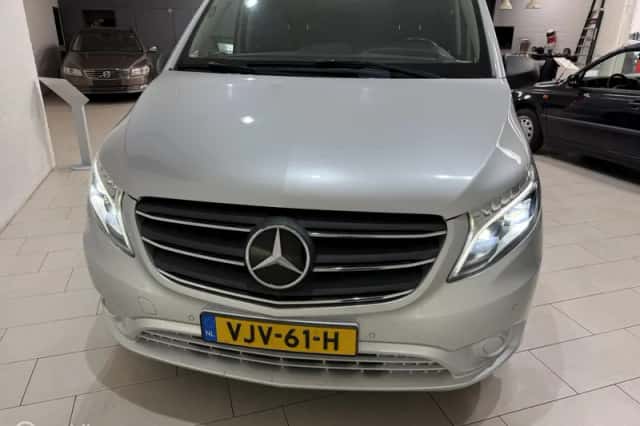Mercedes-Benz Vito (2021) thumbnail 5