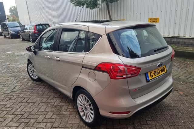 Ford B-Max (2013) thumbnail 3