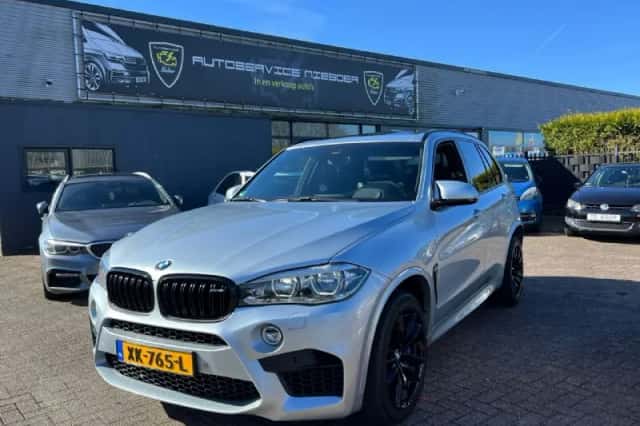 BMW X5 (2016) thumbnail 2