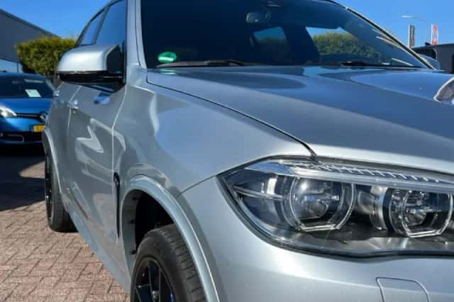BMW X5 (2016) thumbnail 6