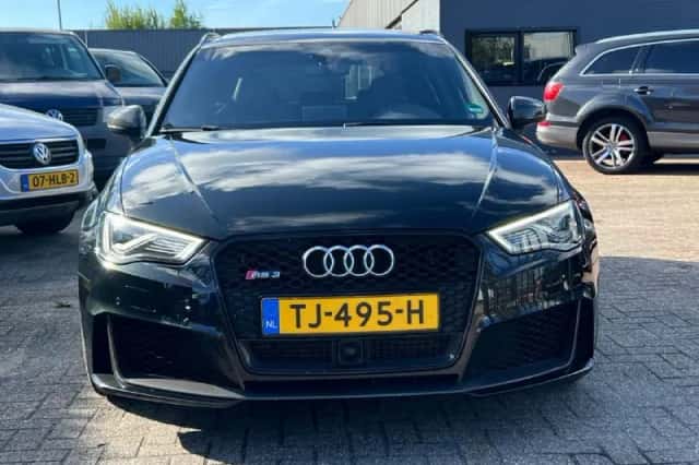 Audi A3 (2016) thumbnail 5