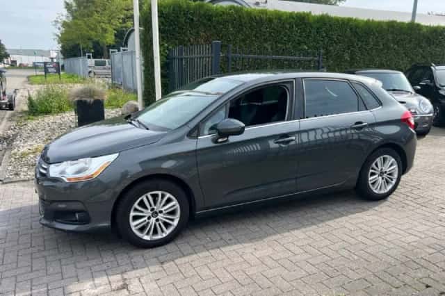 Citroën C4 (2014) thumbnail 2