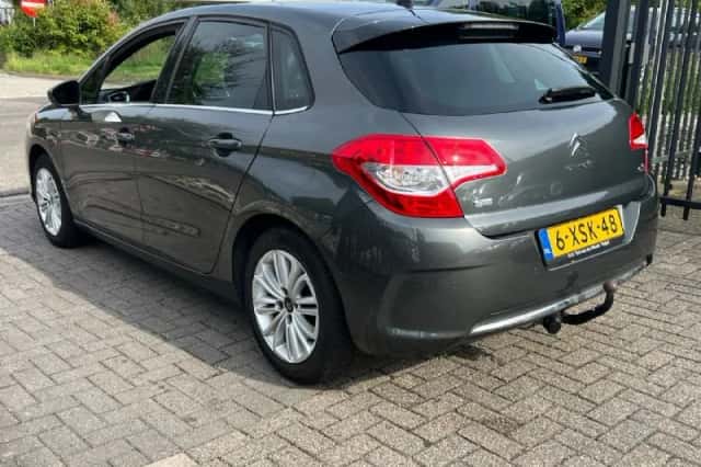 Citroën C4 (2014) thumbnail 5