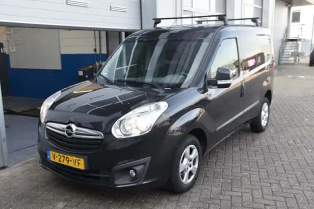 Opel Combo (2019) thumbnail 1