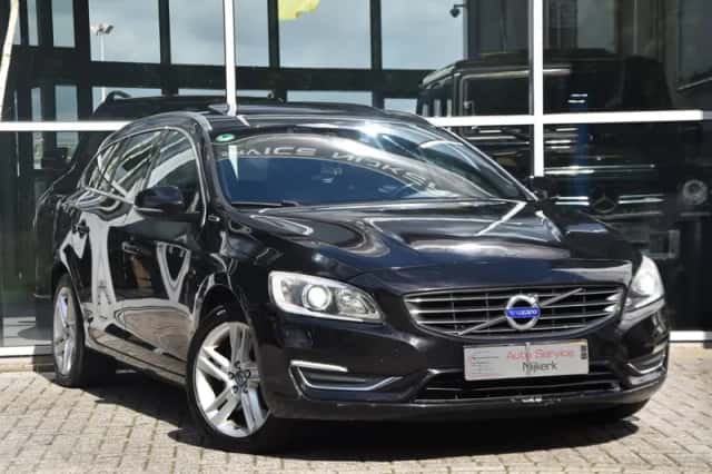 Volvo V60 (2013) thumbnail 1