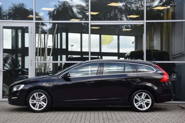 Volvo V60 (2013) thumbnail 5