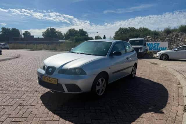 SEAT Ibiza (2007) thumbnail 1