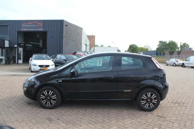 Fiat Punto Evo (2012) thumbnail 2