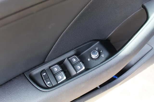 Audi A3 (2020) thumbnail 6