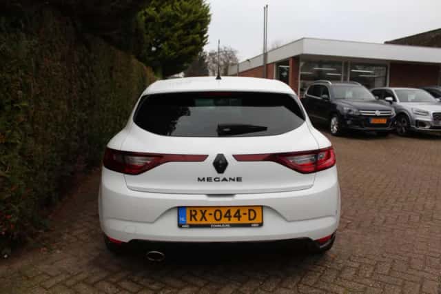 Renault Mégane (2018) thumbnail 4