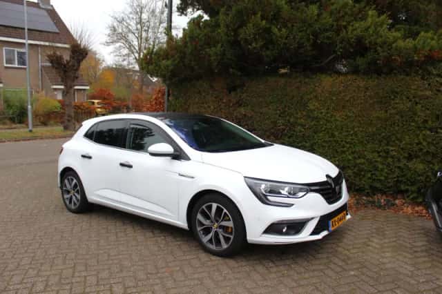 Renault Mégane (2018) thumbnail 5