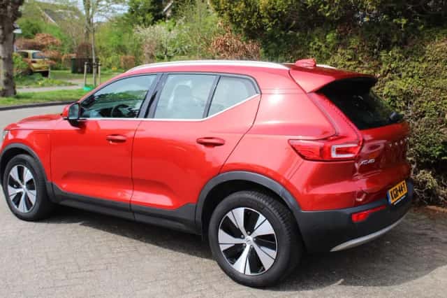 Volvo XC40 (2022) thumbnail 2