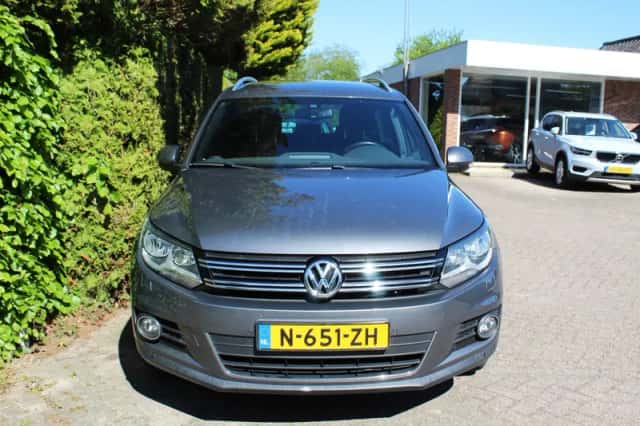 Volkswagen Tiguan (2014) thumbnail 6