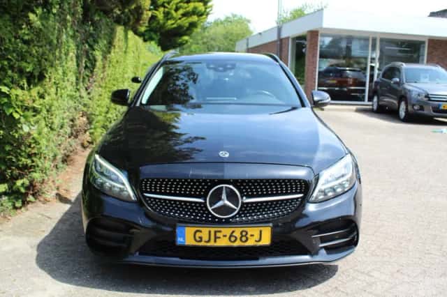 Mercedes-Benz C-Klasse (2019) thumbnail 4